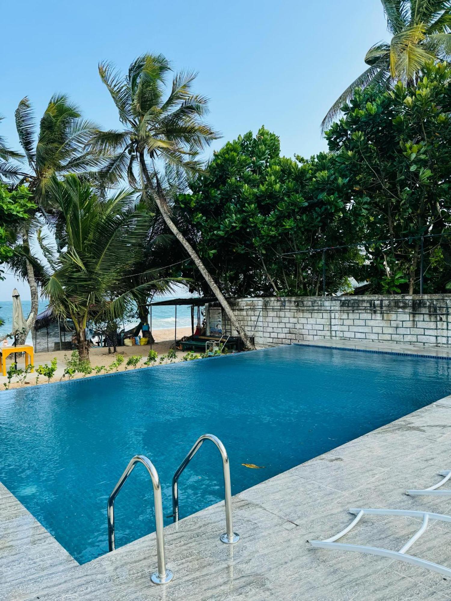 Frangipani Beach Villa แทนกาลเล ภายนอก รูปภาพ